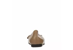 Mootsies Tootsies Womens Cameo Flat - Camel -Skechers Store US 01 105356 04
