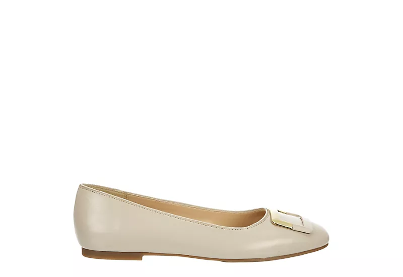 Adrienne Vittadini Womens Jacksi Flat - Ivory 4 Adrienne Vittadini Womens Jacksi Flat - Ivory - Image 2