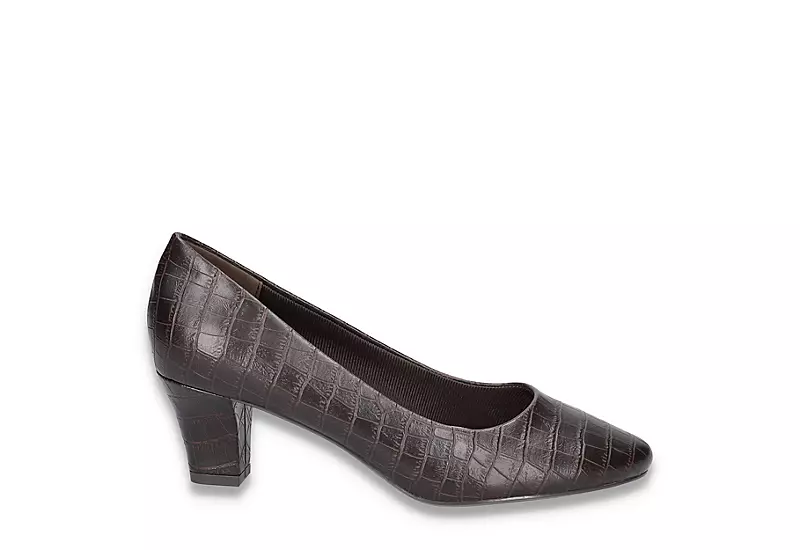 Easy Street Womens Ballari Pump - Brown 4 Easy Street Womens Ballari Pump - Brown - Image 2