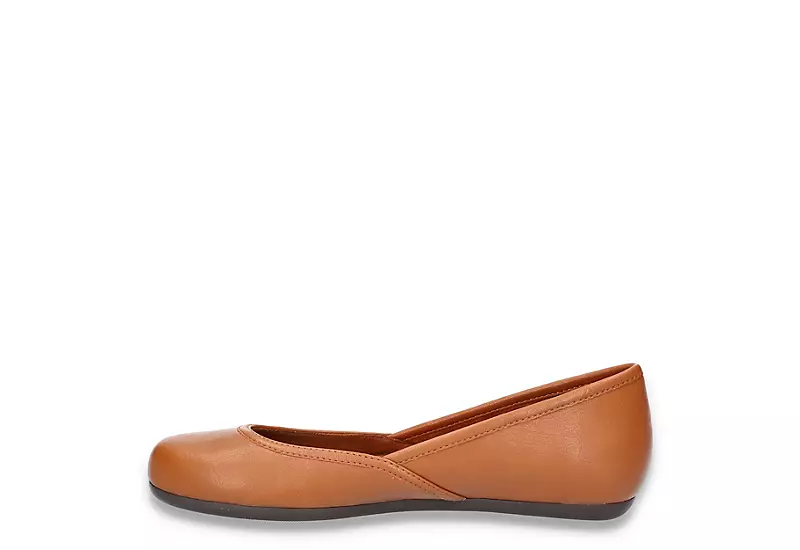 Easy Street Womens Tamar Flat - Dark Tan 6 Easy Street Womens Tamar Flat - Dark Tan - Image 4
