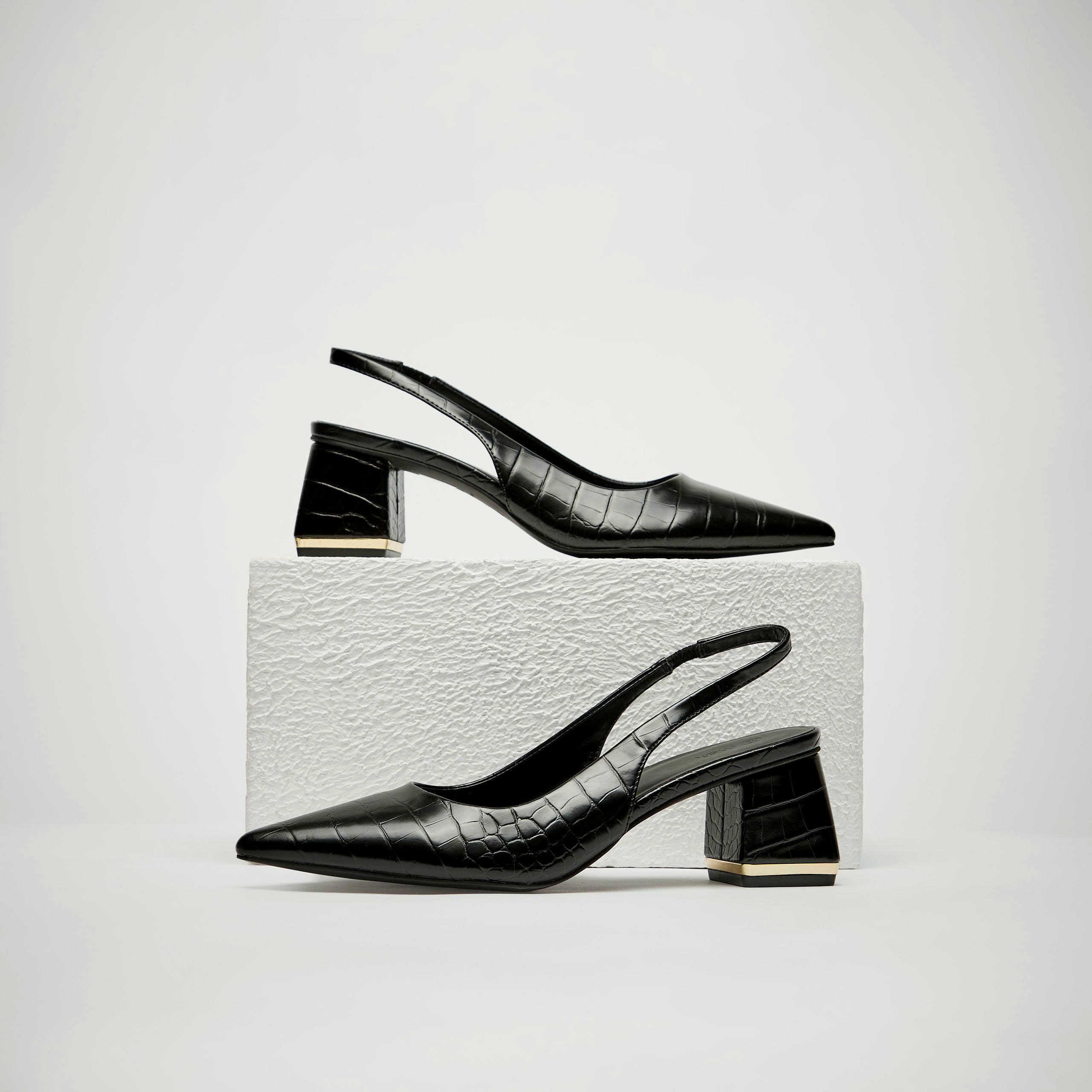 Skechers Store -Skechers Store z6947181953916 4b2601ce9bb961803d1aa8072b6f9ecc